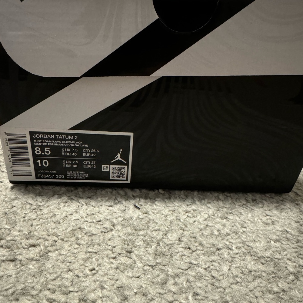 Jayson Tatum (Jordan Tatum 2) color-way:Mint foam/lava/glow-black size 8.5M/10W
